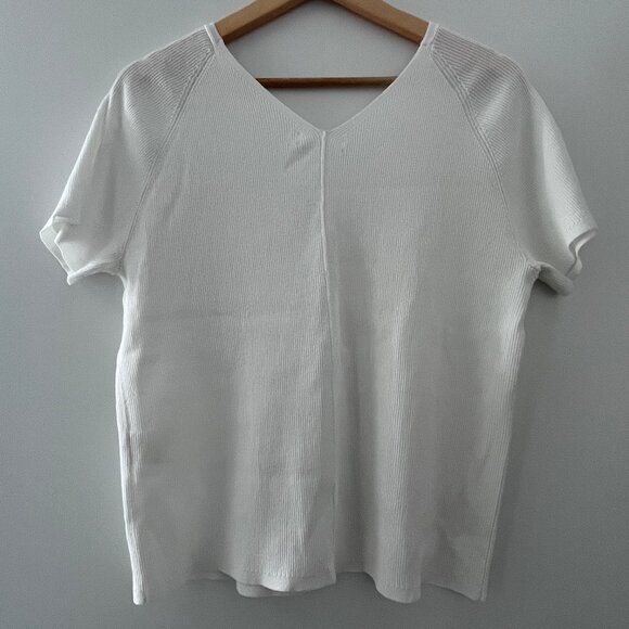 Oak + Fort white V-neck ribbed top, size XS - Picture 2 of 4